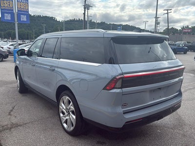 2025 Lincoln NAVIGATOR L RESERVE 4X4