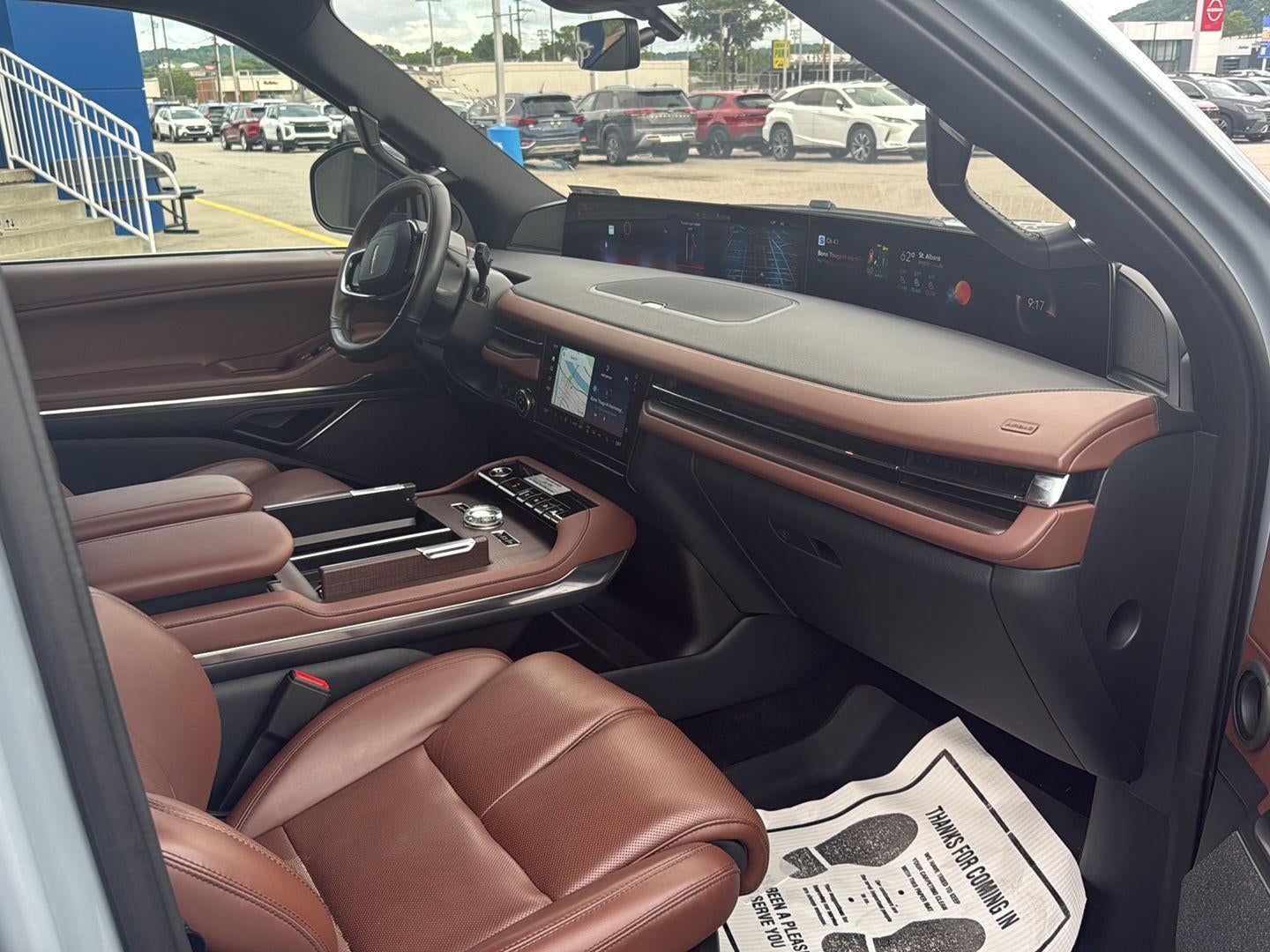 2025 Lincoln NAVIGATOR L RESERVE 4X4