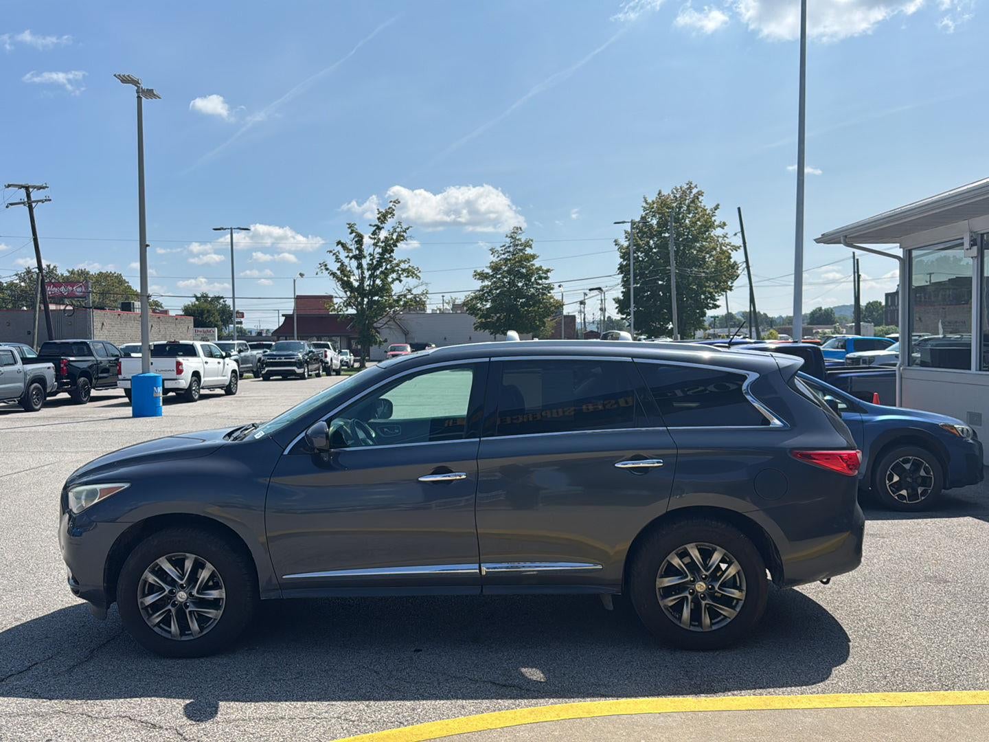 2013 INFINITI Jx35 Base