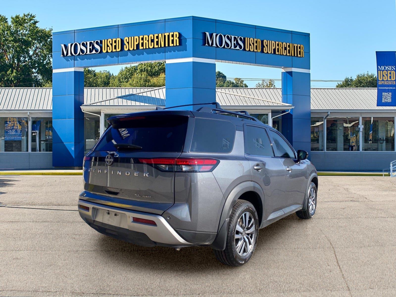 2024 Nissan Pathfinder SL