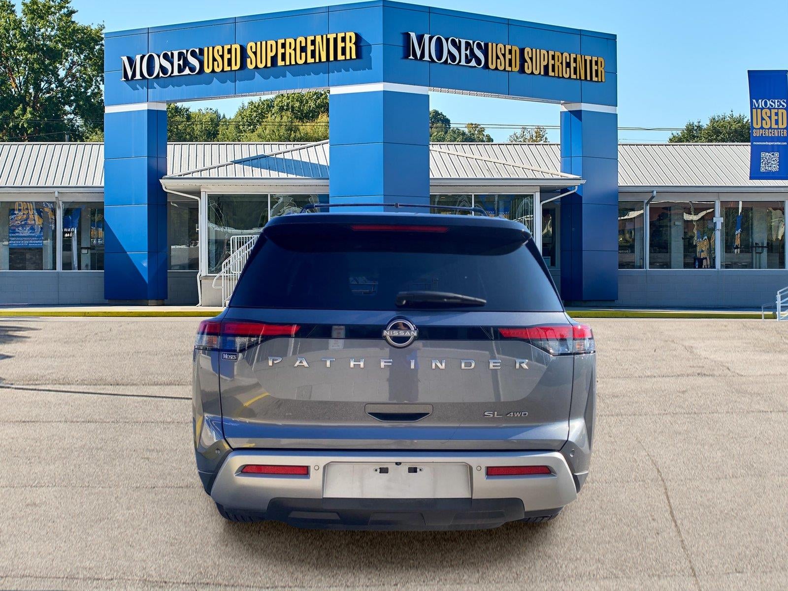 2024 Nissan Pathfinder SL