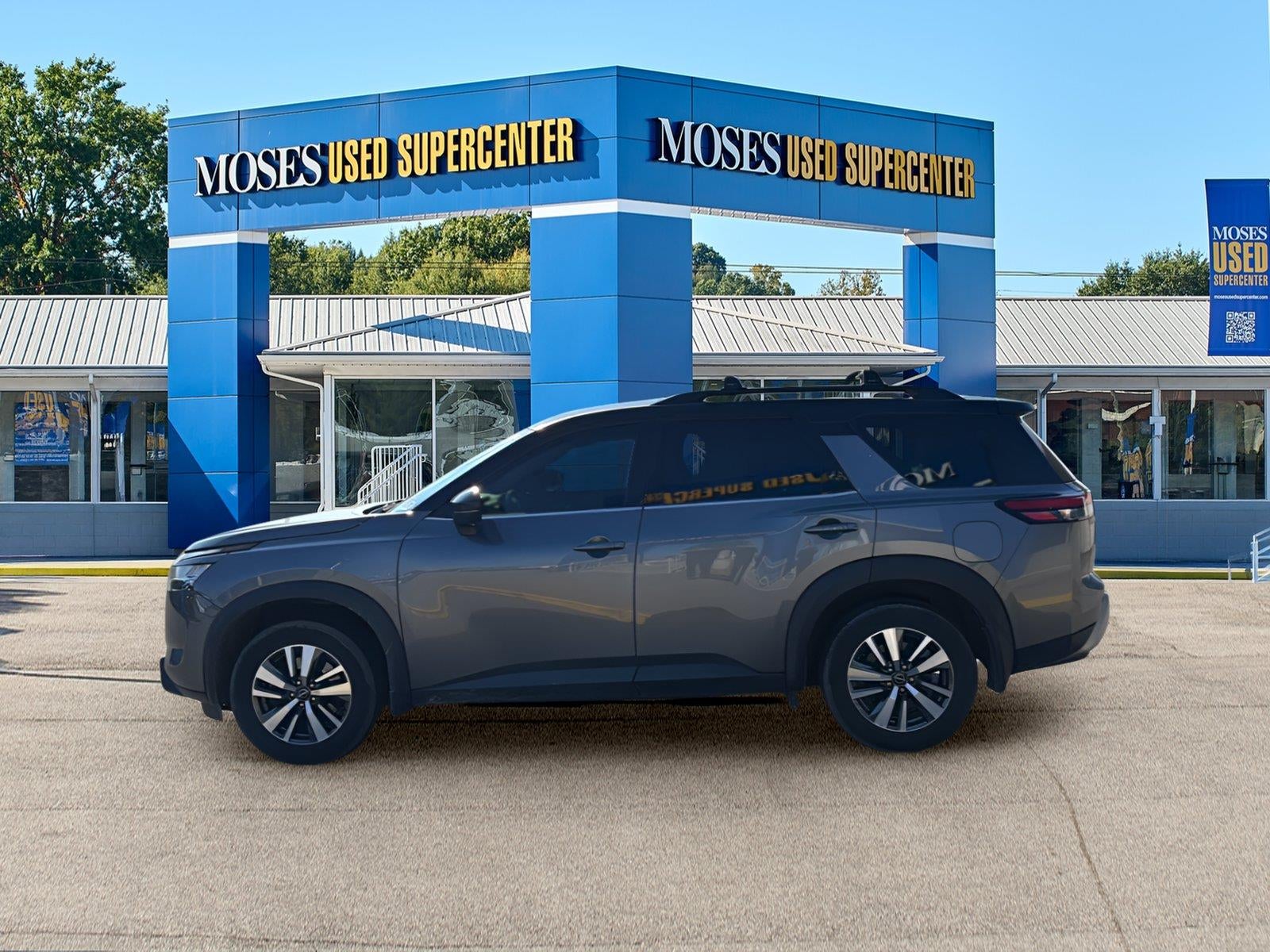 2024 Nissan Pathfinder SL