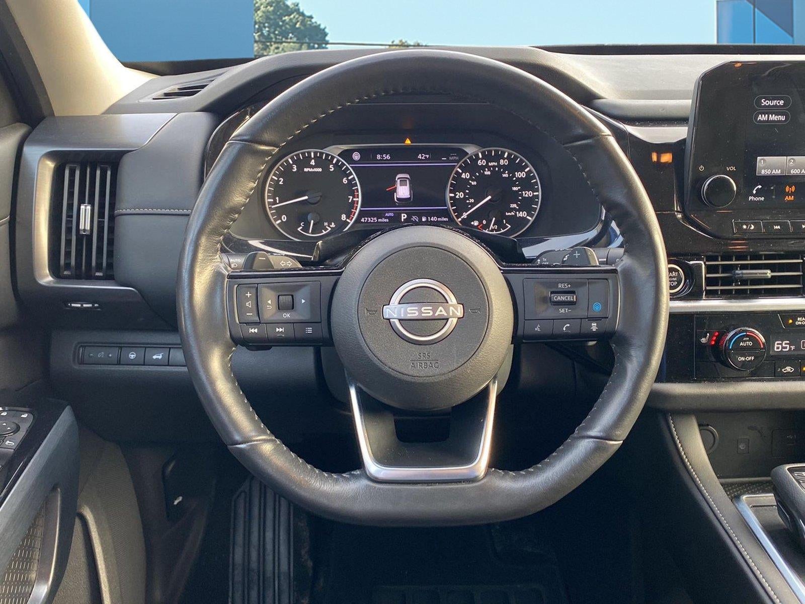 2024 Nissan Pathfinder SL