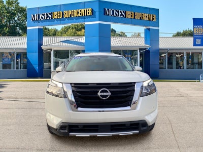 2024 Nissan Pathfinder SL