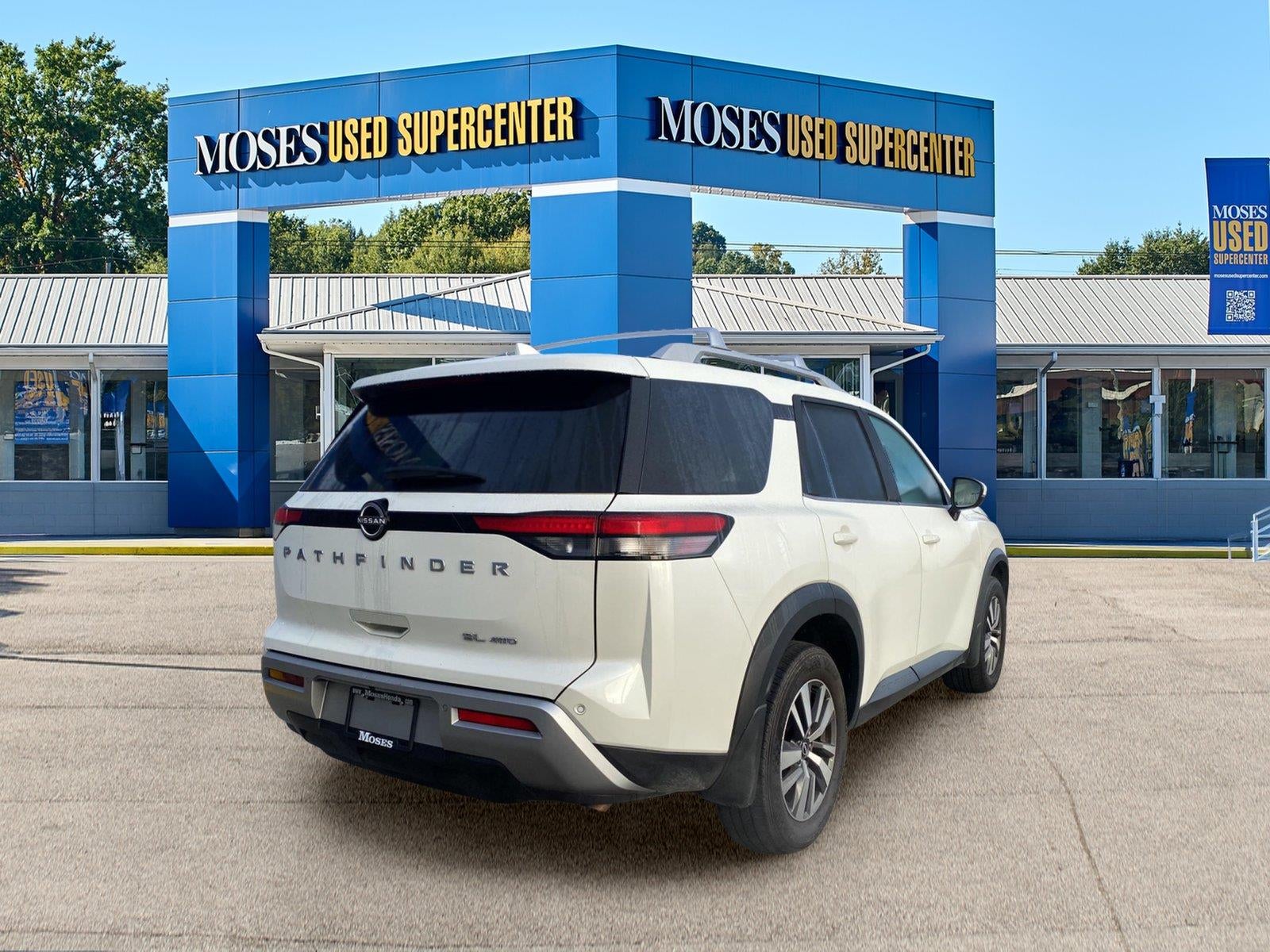 2024 Nissan Pathfinder SL