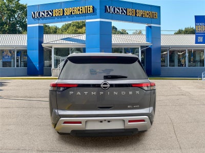 2025 Nissan Pathfinder SL