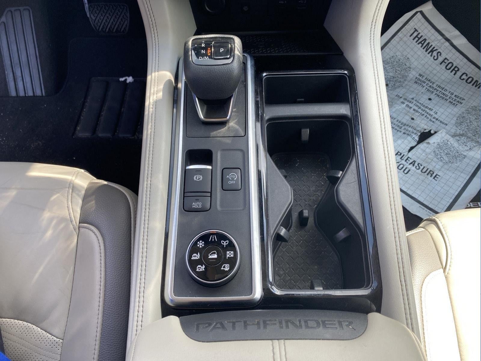 2022 Nissan Pathfinder Platinum