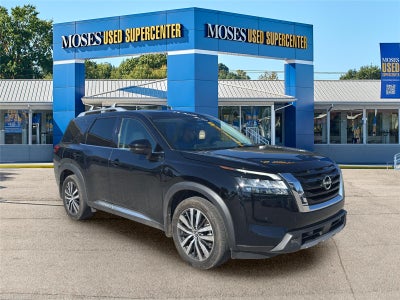 2022 Nissan Pathfinder Platinum