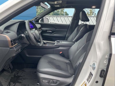 2024 Toyota Grand Highlander Hybrid MAX Platinum