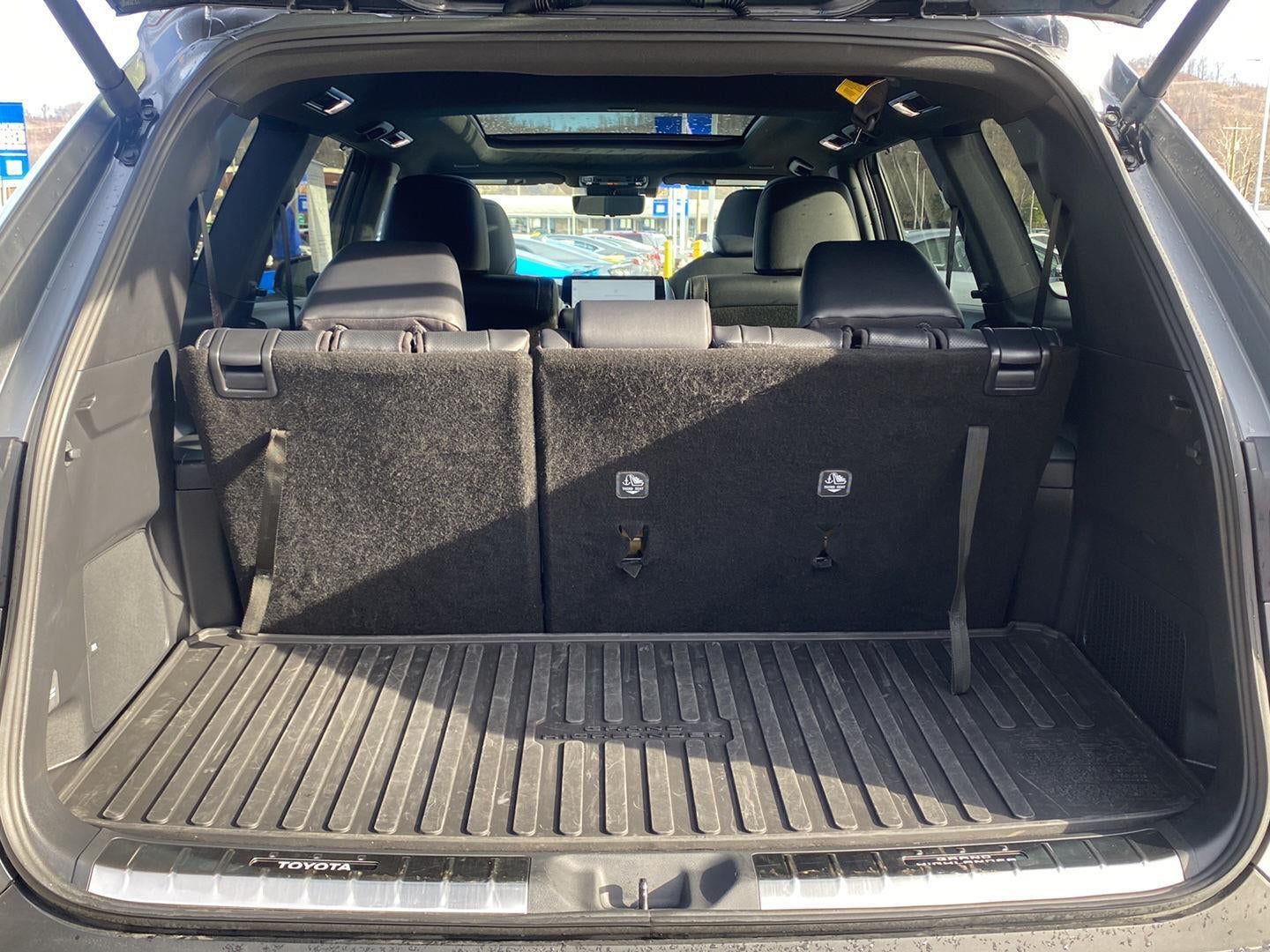 2025 Toyota Grand Highlander Hybrid MAX Platinum