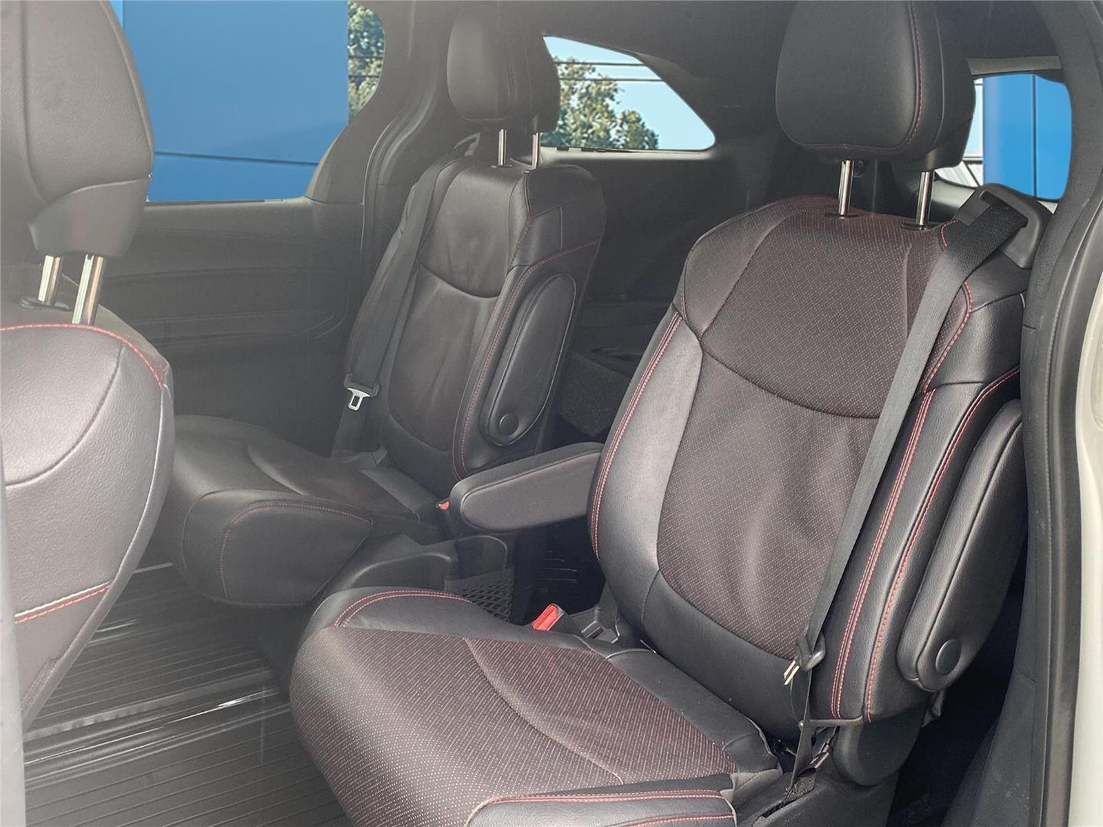2025 Toyota Sienna XSE 7-Passenger