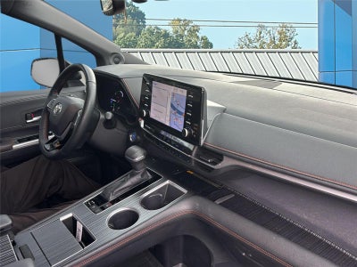 2021 Toyota Sienna XSE 7-Passenger