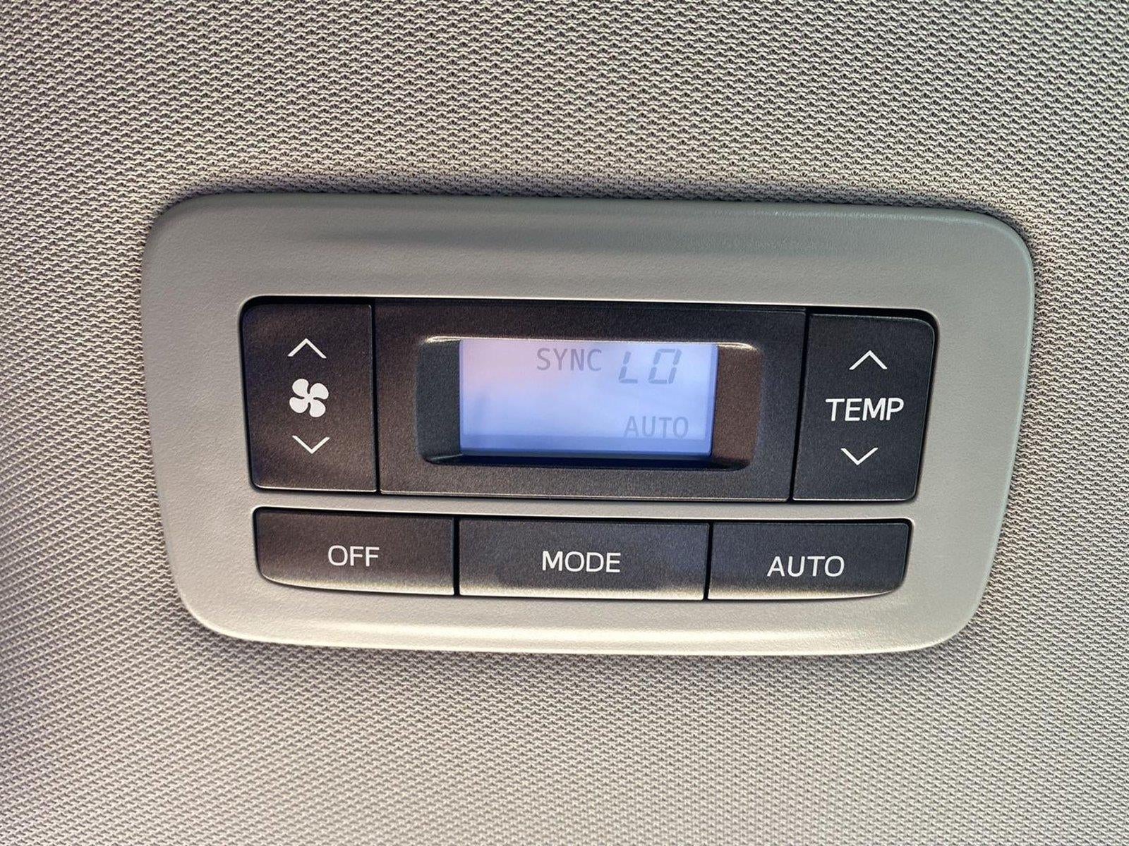 2017 Toyota Sienna XLE Premium 7-Passenger