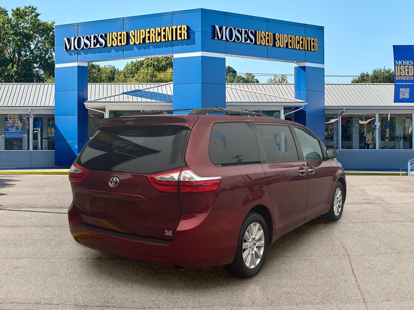 2017 Toyota Sienna XLE Premium 7-Passenger