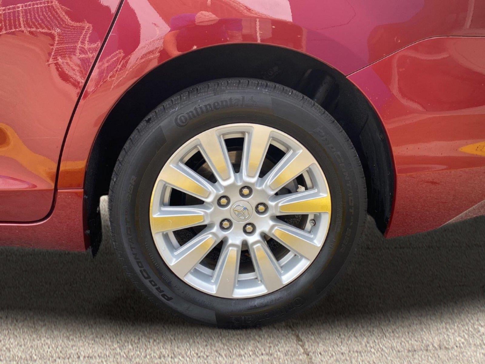 2017 Toyota Sienna XLE Premium 7-Passenger