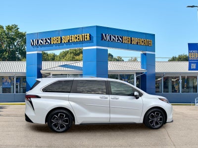 2025 Toyota Sienna Platinum 7-Passenger