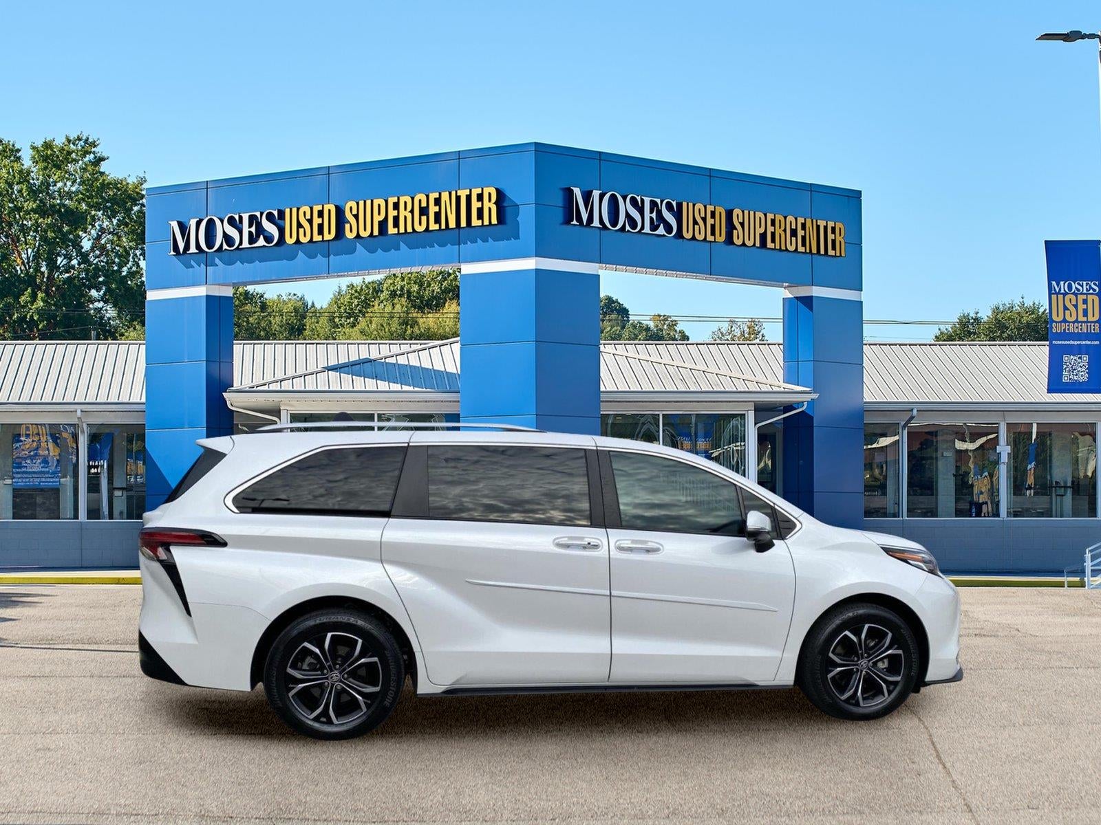 2025 Toyota Sienna Platinum 7-Passenger