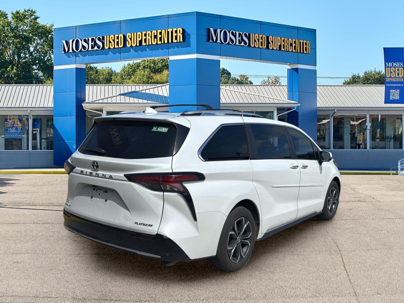 2025 Toyota Sienna Platinum 7-Passenger