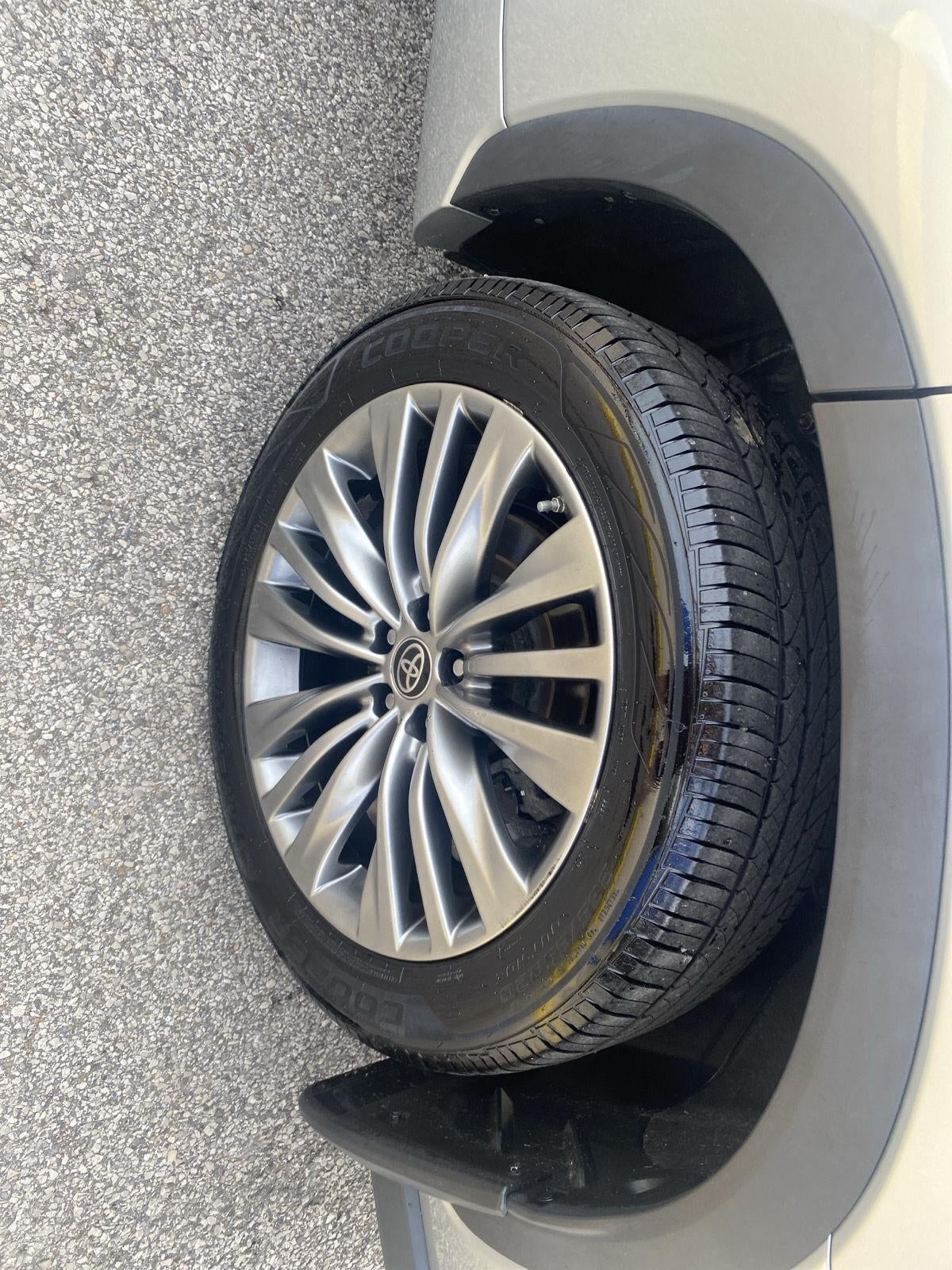 2021 Toyota Highlander Platinum