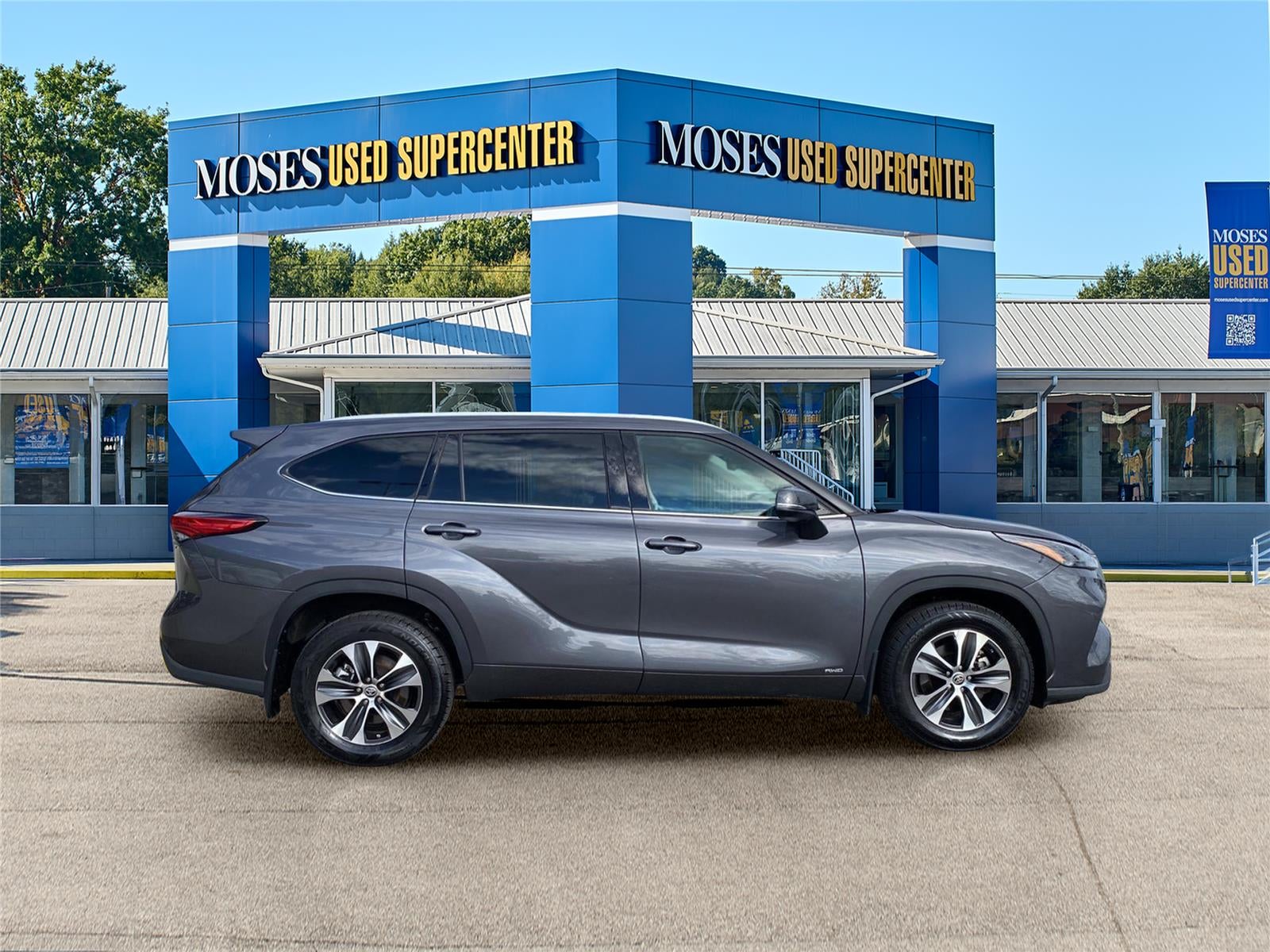 2022 Toyota Highlander Hybrid XLE