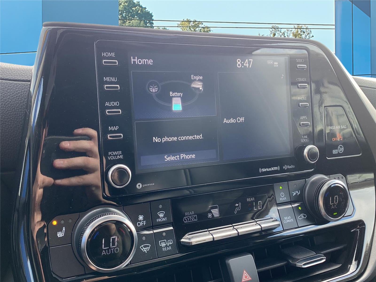 2022 Toyota Highlander Hybrid XLE