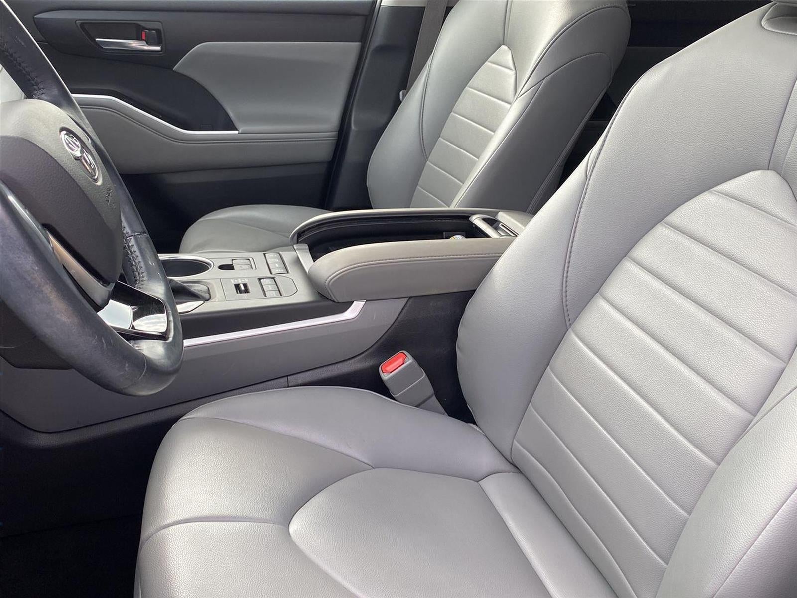 2021 Toyota HIGHLANDER SUV