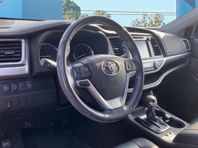 2019 Toyota Highlander Base