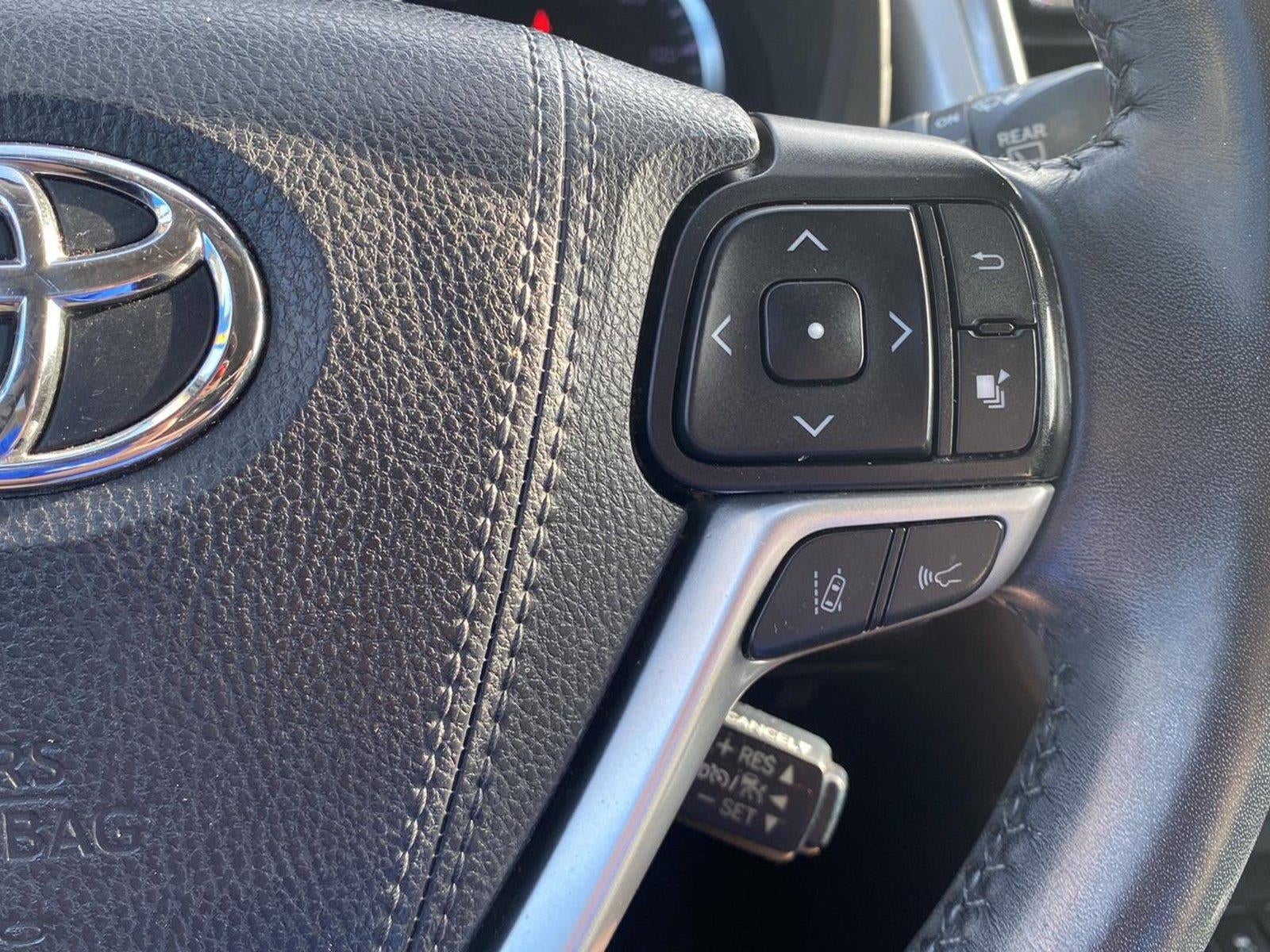 2019 Toyota Highlander Base