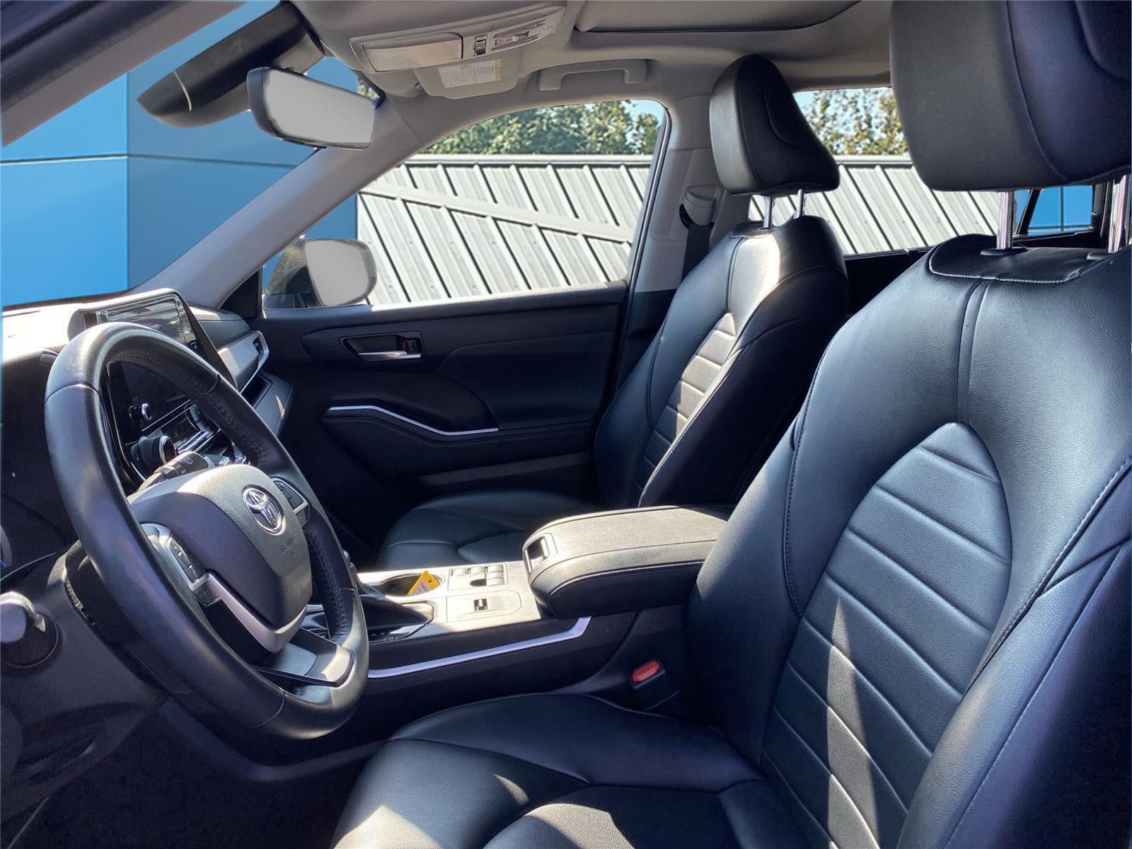 2023 Toyota Highlander Hybrid XLE