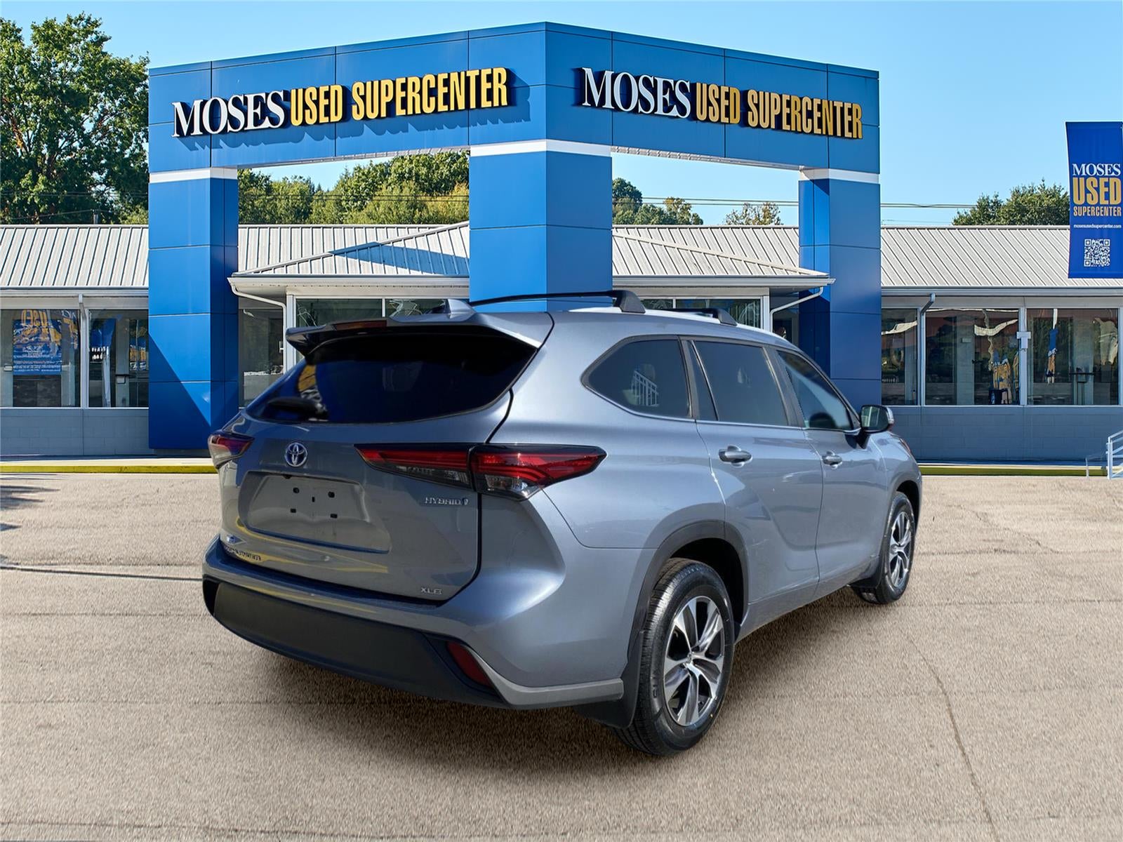 2023 Toyota Highlander Hybrid XLE