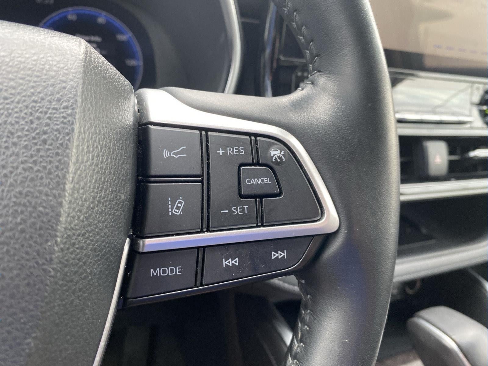 2023 Toyota HIGHLANDER SUV