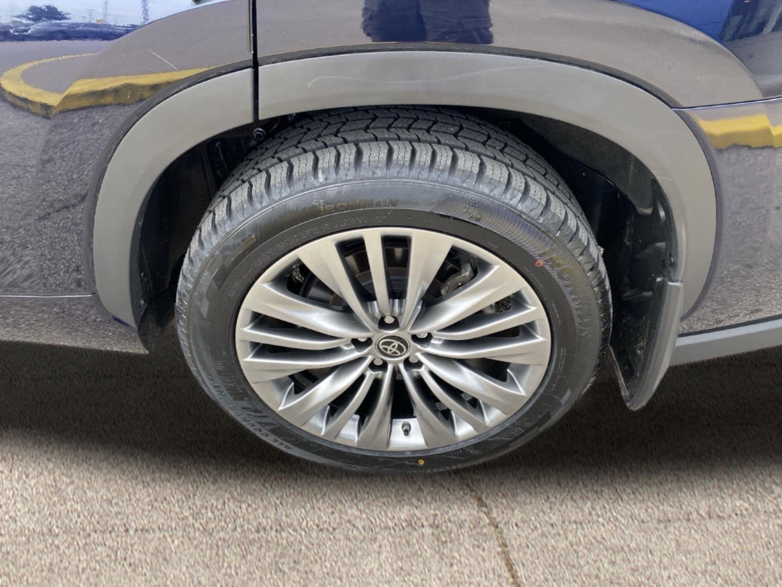 2023 Toyota HIGHLANDER SUV