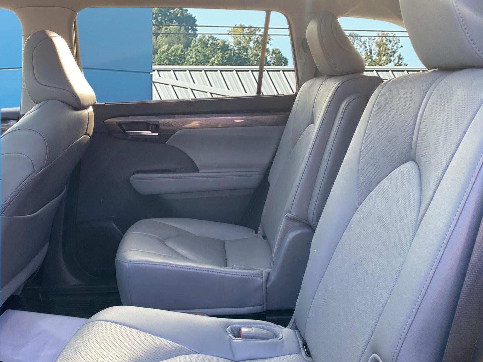 2024 Toyota Highlander Platinum