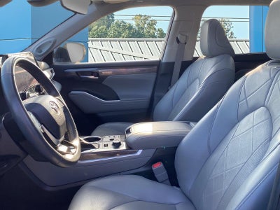 2024 Toyota Highlander Platinum