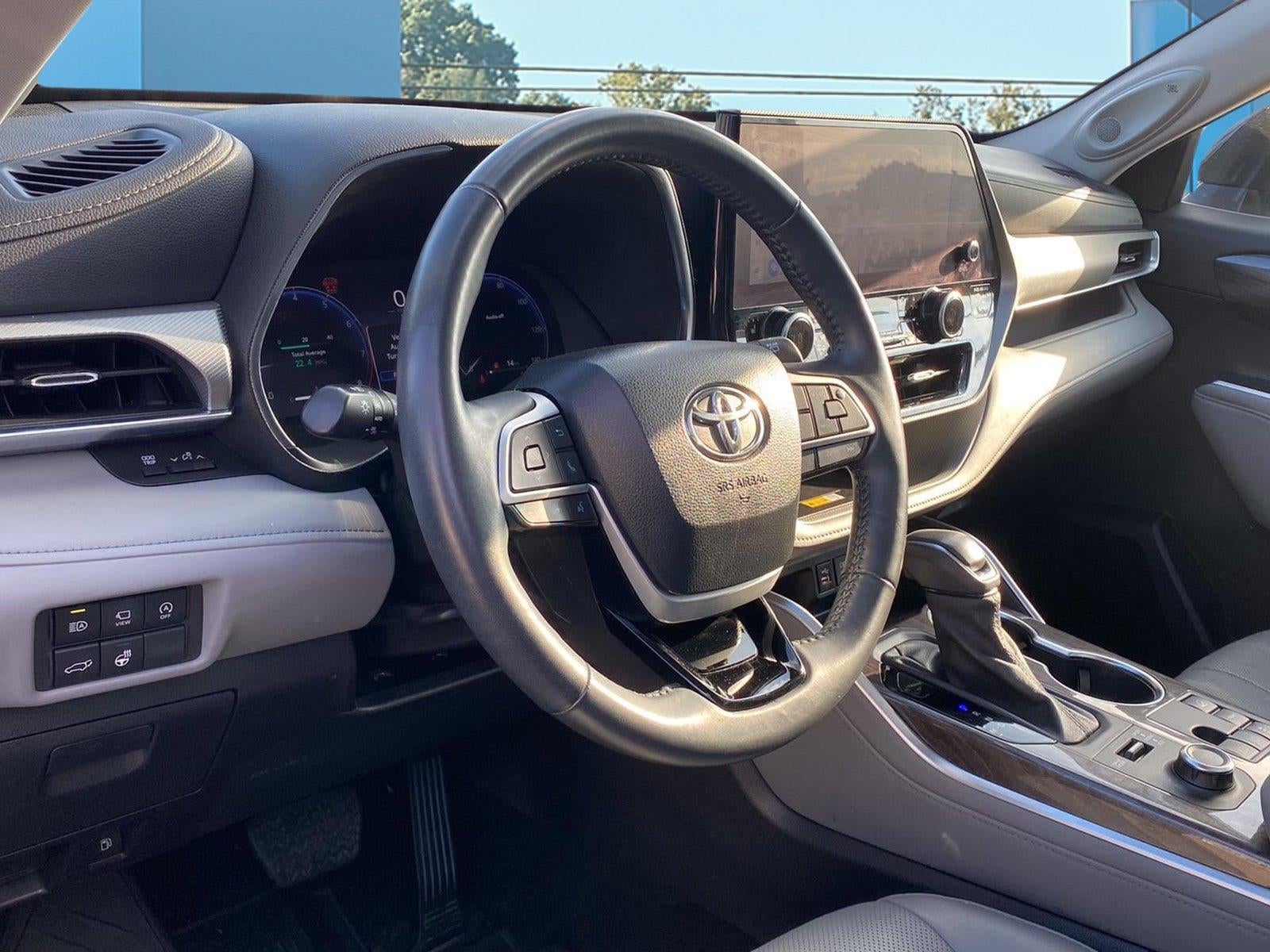 2024 Toyota Highlander Platinum