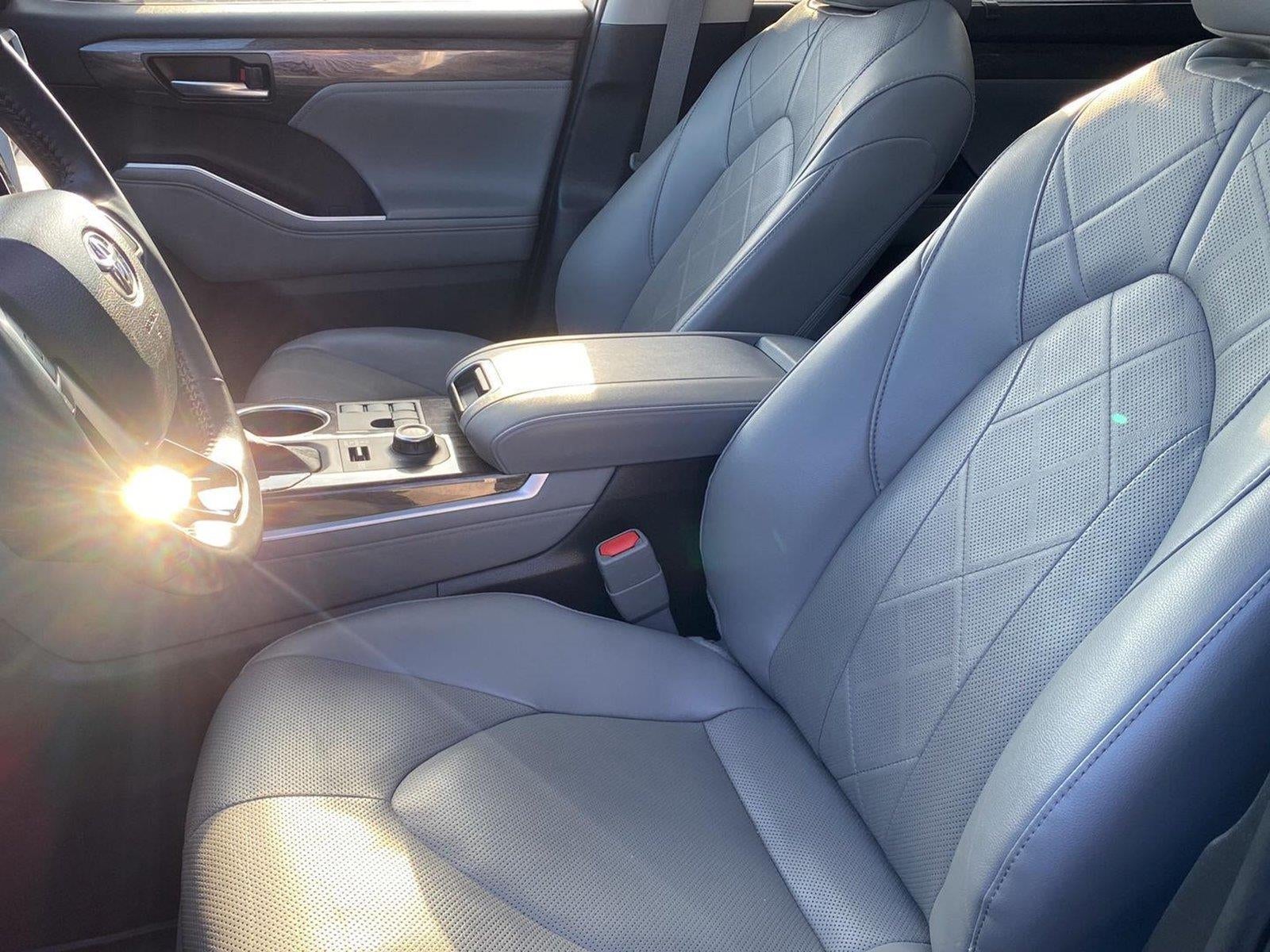 2024 Toyota Highlander Platinum