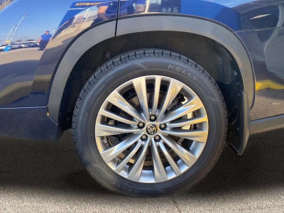 2024 Toyota Highlander Platinum