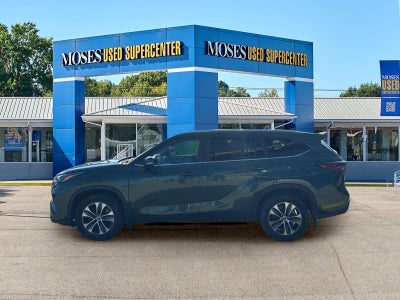 2025 Toyota Highlander XLE