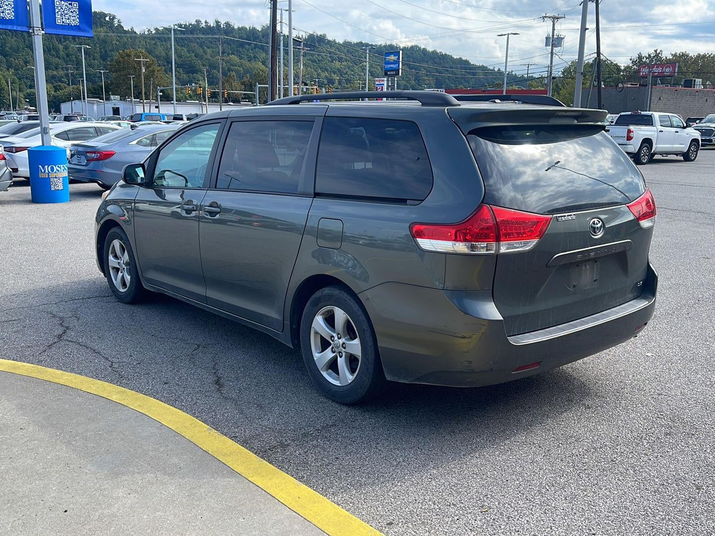 2011 Toyota Sienna LE