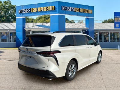 2026 Toyota Sienna XLE 7-Passenger