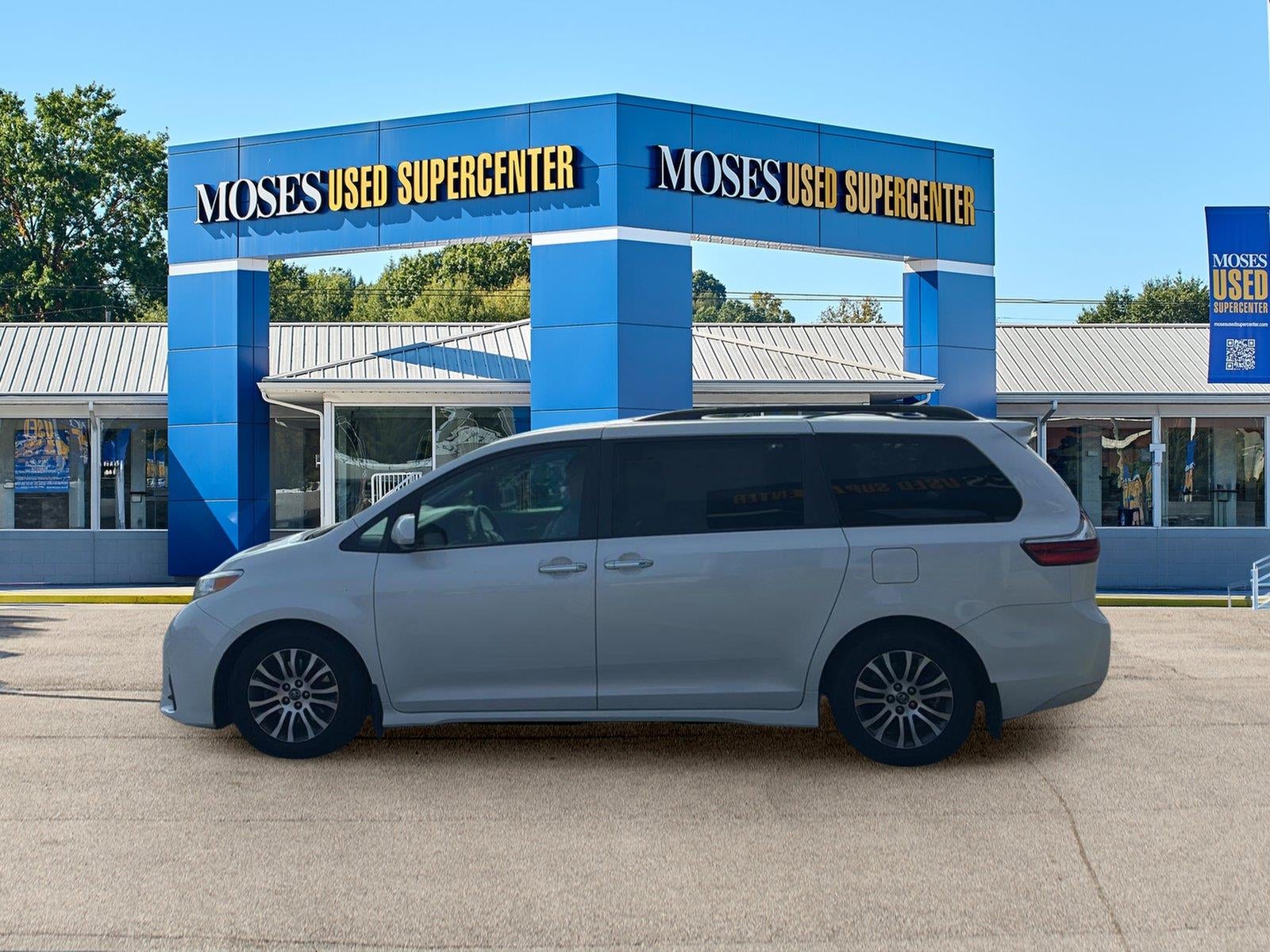 2019 Toyota Sienna XLE Auto Access Seat