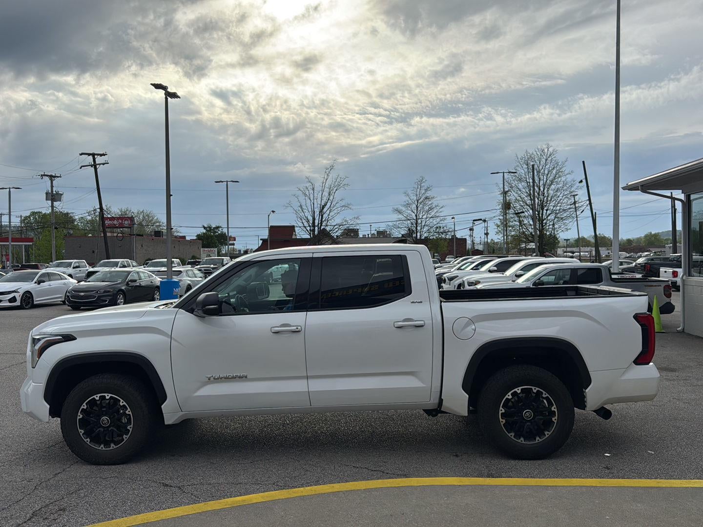 2023 Toyota Tundra SR5