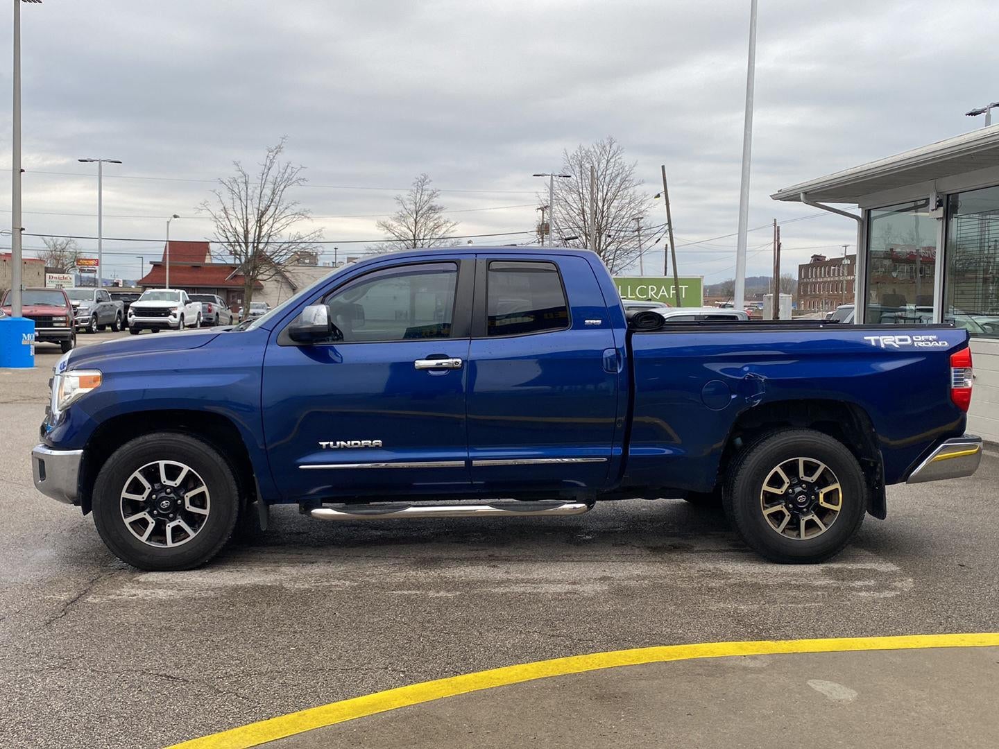 2014 Toyota Tundra SR5