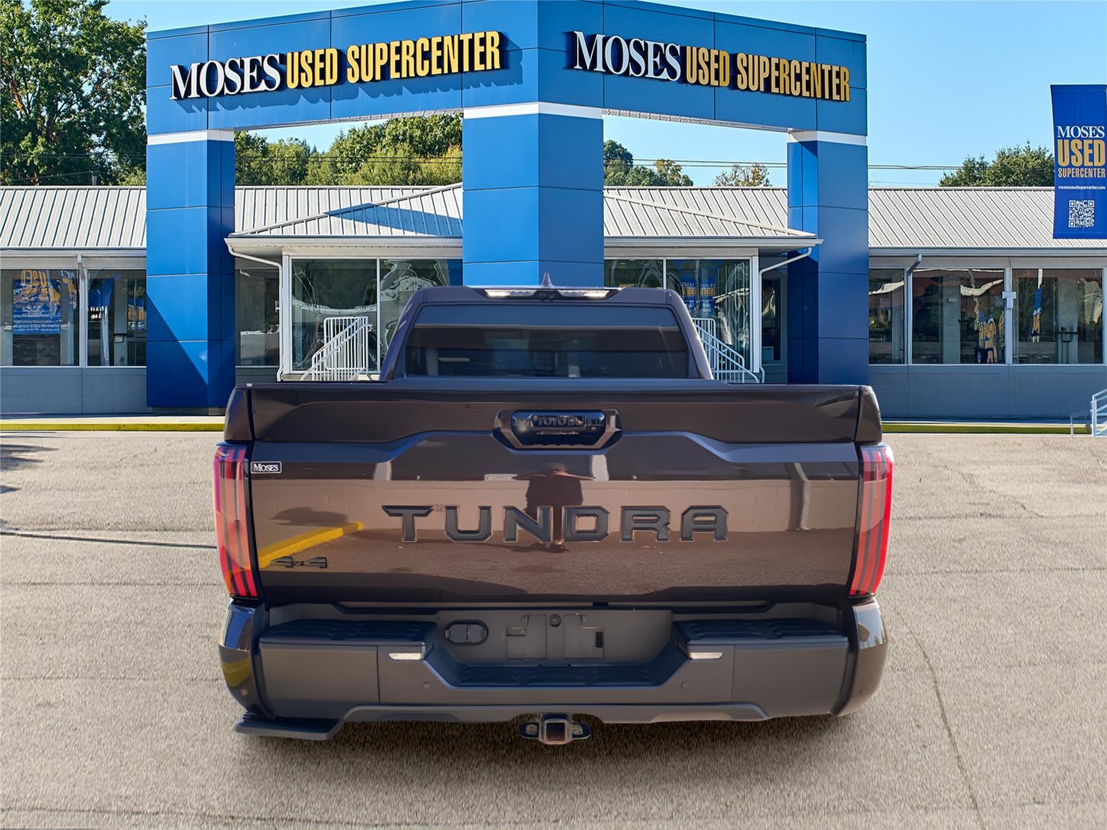 2024 Toyota TUNDRA TRUCK