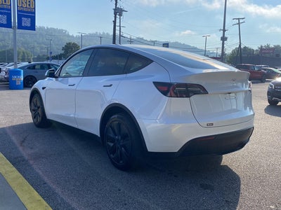2024 Tesla Model Y Long Range