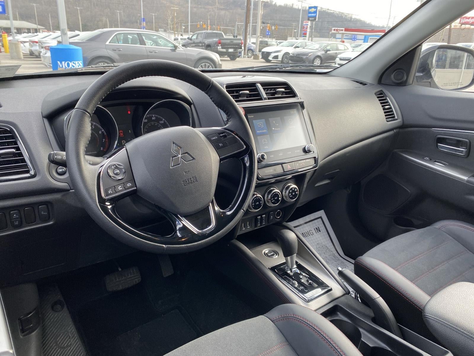 2025 Mitsubishi Outlander Sport SE