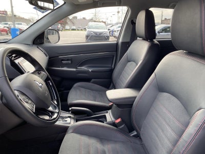 2025 Mitsubishi Outlander Sport SE