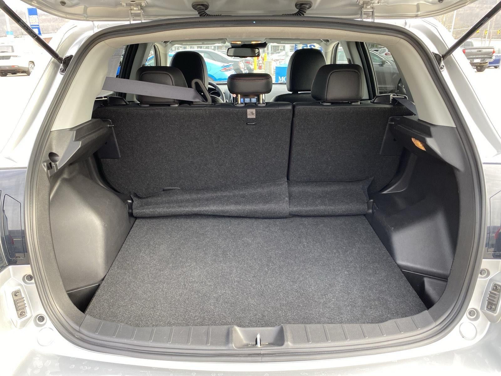 2025 Mitsubishi Outlander Sport SE