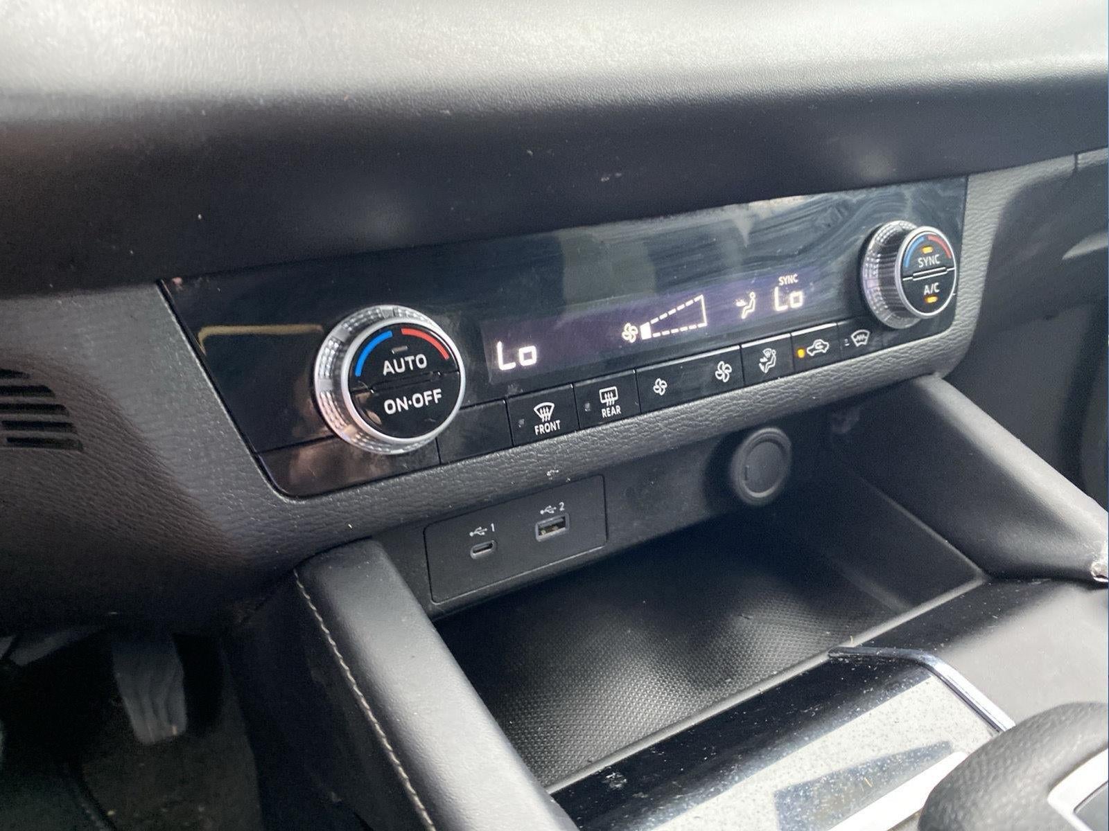 2022 Mitsubishi Outlander ES