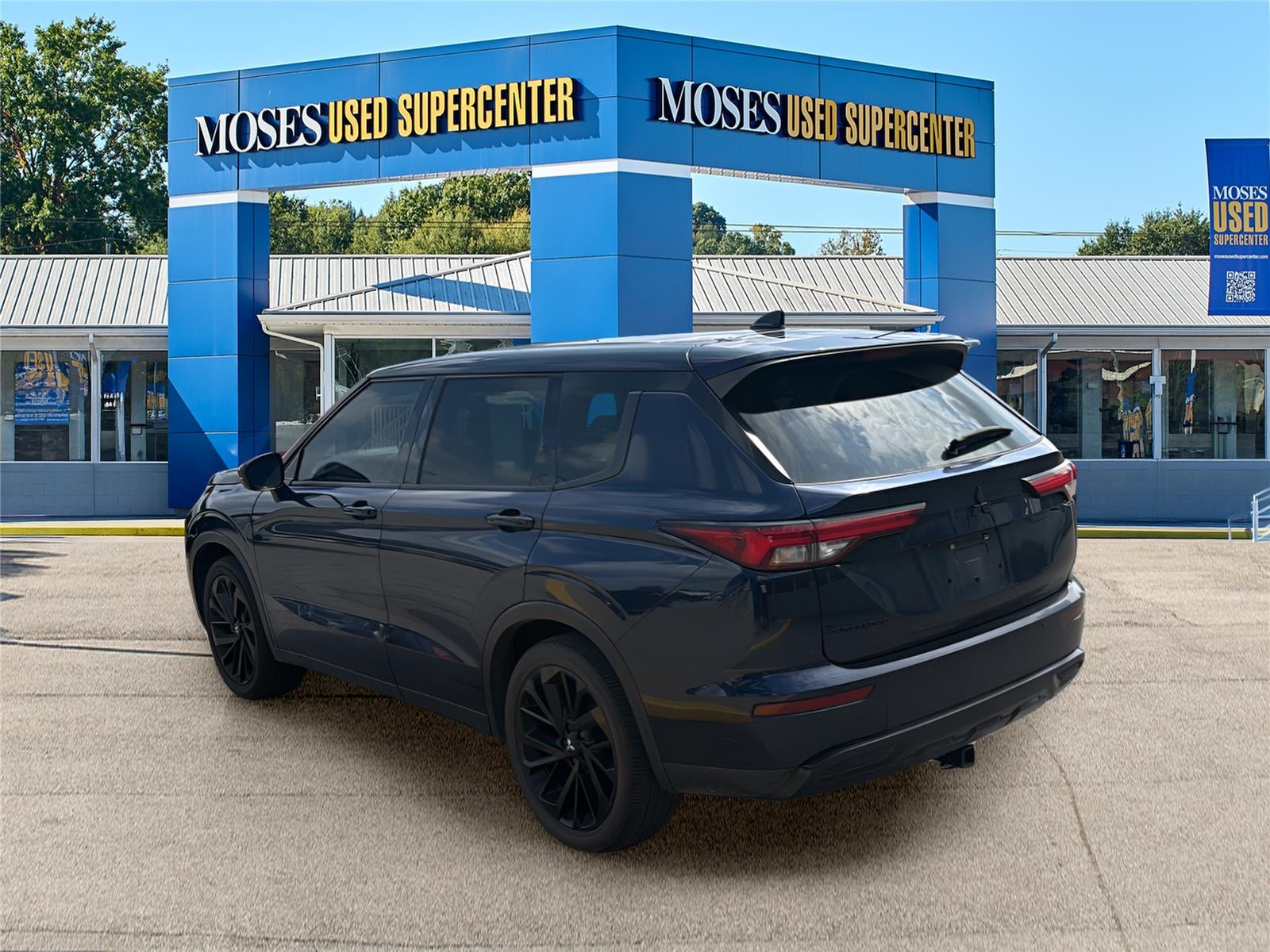 2022 Mitsubishi Outlander Black Edition